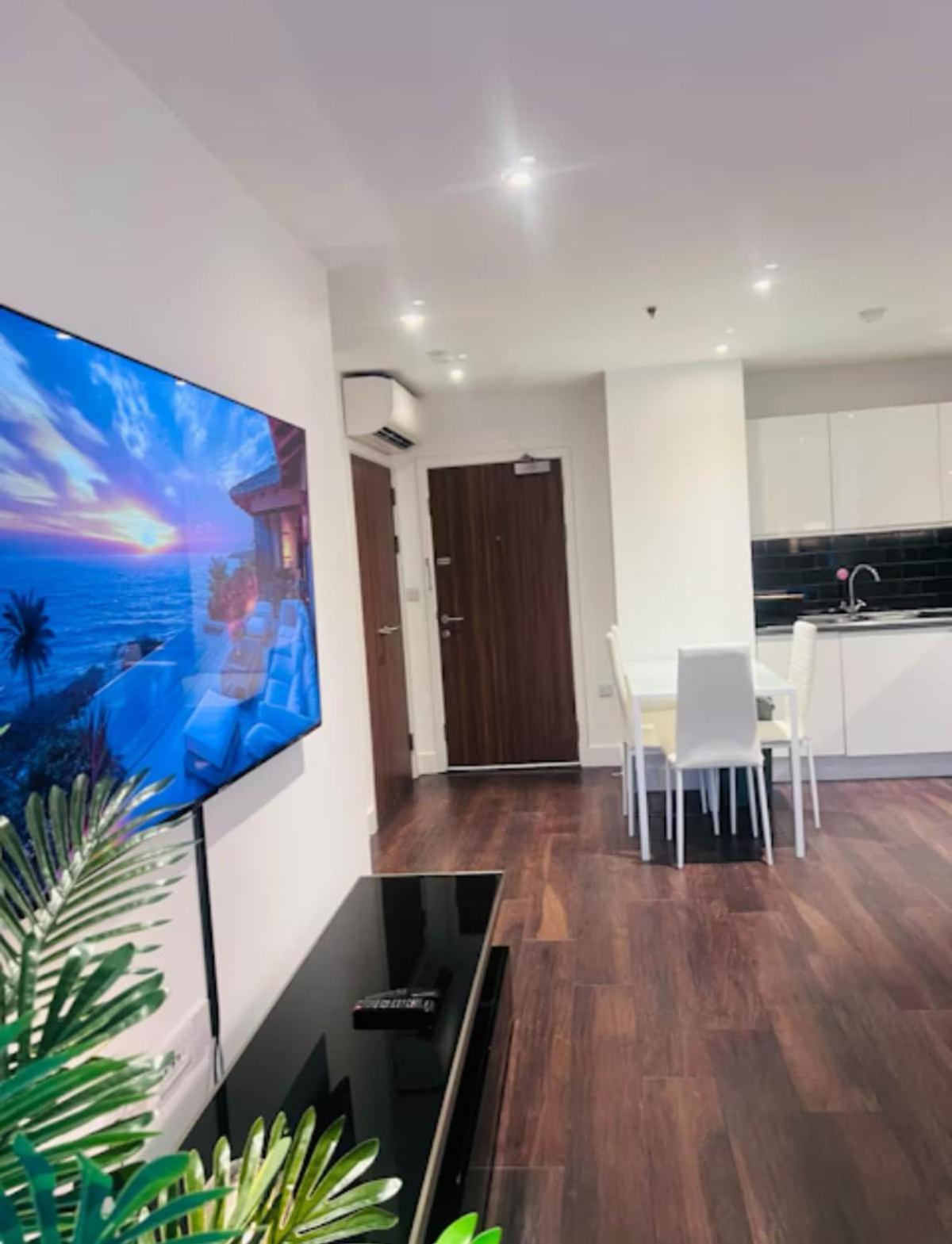 Appartement Wimbledon-colliers Wood Station